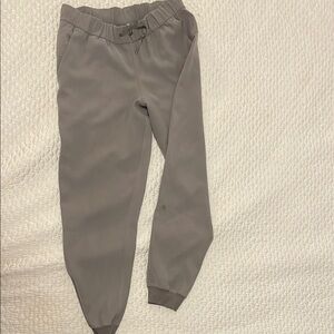 Lululemon women’s Jogger Pants